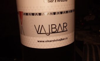 Chardonnay 2022, vinárstvo Vajbar, Česká republika
