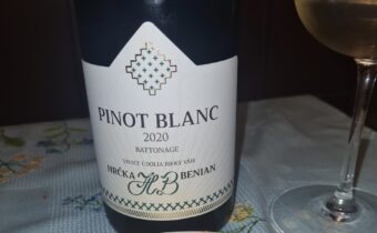 Pinot Blanc 2020 Battonage, vinárstvo Hrčka a Benian, Slovensko